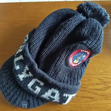 가격 인하! EARLY GATES 폼폼 포함 니트 모자 블랙