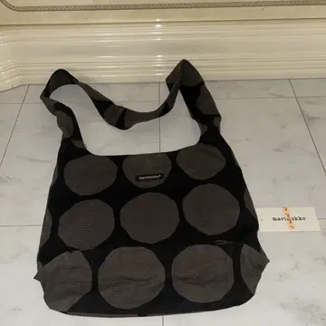 marimekko 도트 무늬 숄더백