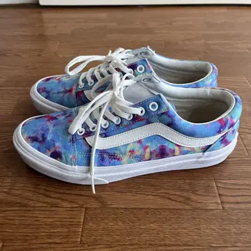 VANS 타이 다이 로우컷 스니커즈