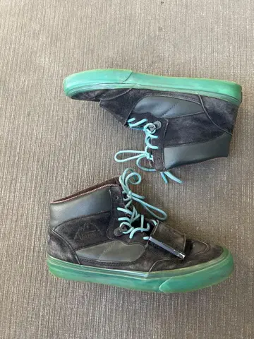 Vans X C2H4 Mountain Edition