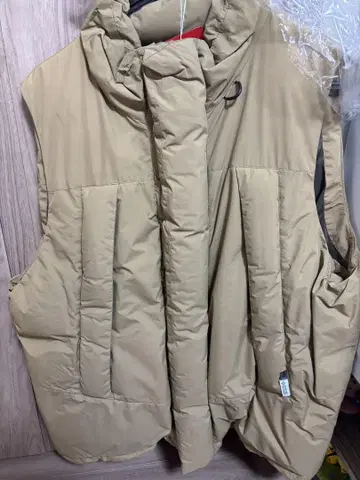 DAIWA PIER 39 GORE-TEX 다운 베스트
