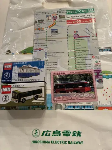 토미카 히로시마 전철 653호 (재판매) & 히로시마 전철 버스 + 덤