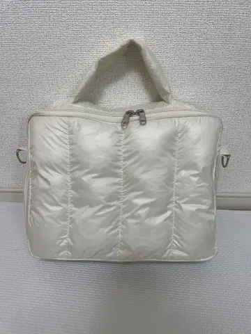 calin 화이트 퀼팅 마더백