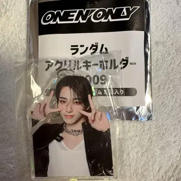 ONE N' ONLY HAYATO 랜덤 아크릴 키링 #009