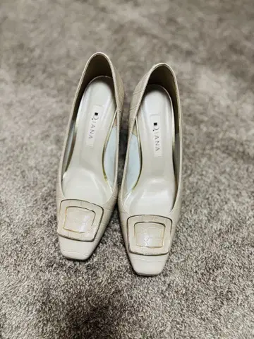 다이애나 펌프스 23cm