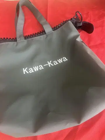 Kawa-Kawa 카와카와 러버초 토트백
