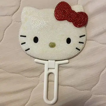 헬로키티 키티 거울 반짝반짝 귀중품