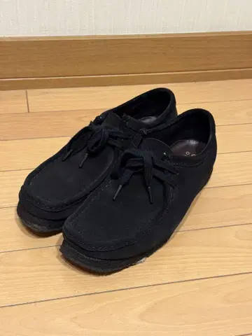 CLARKS 왈라비 블랙 7h 25.5cm
