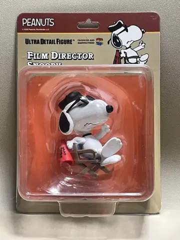 UDF PEANUTS 시리즈 11 FILM DIRECTOR SNOOPY