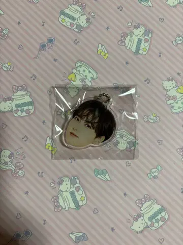 INI 오자키 타쿠미 얼굴 키링 캡슐 토이