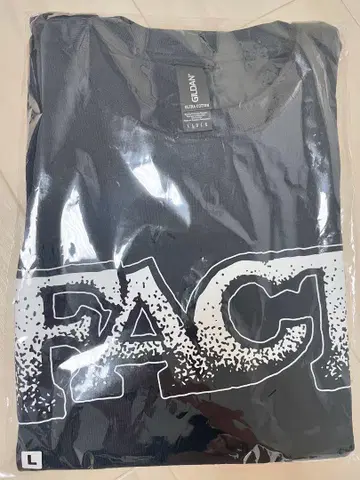 [ 미개봉 새상품 ] FACT LOGO 셔츠 블랙/ L 사이즈