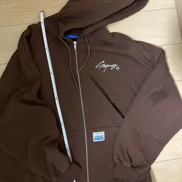 SEQUENZ 지퍼 후드티 브라운