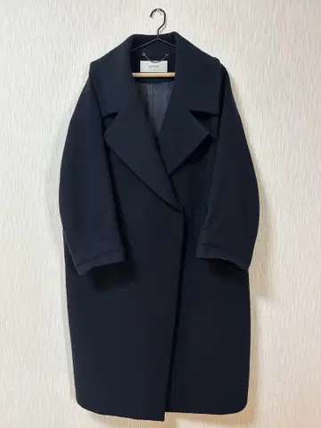 ADORE 크레이터 멜톤 코트 네이비 오버코트 38
