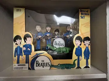 비틀즈 피규어 The Beatles Deluxe Boxed Set