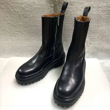 ZARA 자라 트랙 밑창 블랙 가죽 사이드 지퍼 부츠 36 23cm