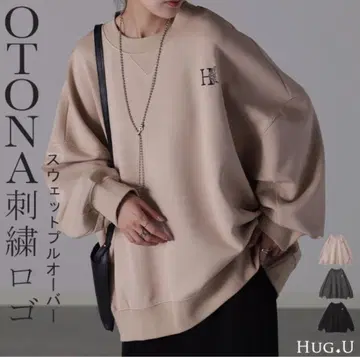 hug.u 자수 로고 맨투맨