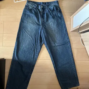 다크 블루 데님 팬츠