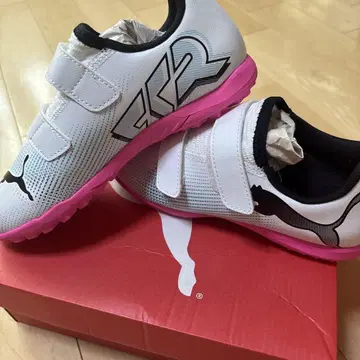 Puma X2 축구화 화이트/핑크 JUS 15