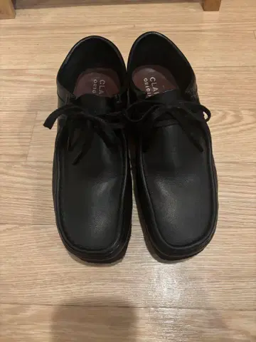 CLARKS 블랙 레이스업 슈즈 26.5