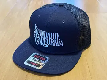 STANDARD CALIFORNIA 스냅백 캡 네이비