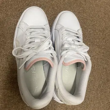 [ 새상품급 ] PUMA 여성용 통굽 스니커즈 23.0cm