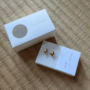 [ 새상품급 ] 나데시코 스타일 초승달 귀걸이 ( 골드 컬러 )