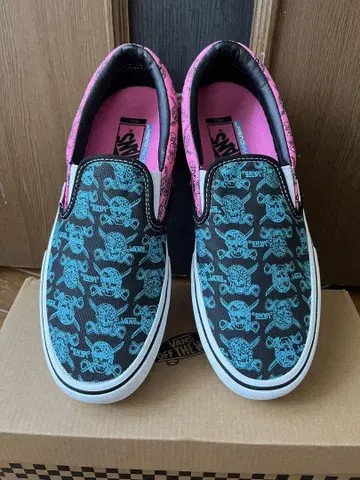 VANS 슬립온 스컬 파이리츠 핑크 블루 미사용 새상품