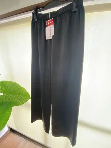 새상품 DOCLASSE 블랙 와이드 팬츠