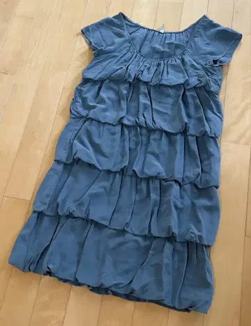 이탈리아제 수입 티어드 프릴 원피스