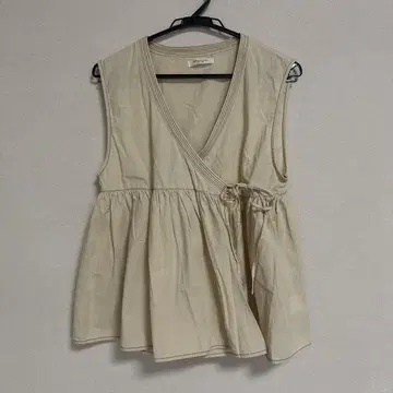 FREAK'S STORE 베이지 랩 상의