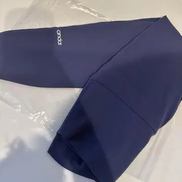 안다르 시그니처 레깅스 수국