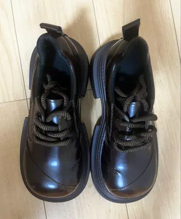 브라운 통굽 신발 합성 피혁