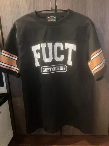 FUCT SOFTMACHINE T셔츠 L 사이즈