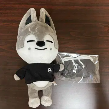 울프찬 Straykids SKZOO PLUSH ORIGINAL