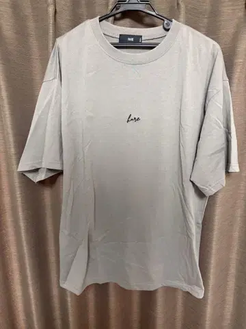 HARE 그레이 티셔츠 S 사이즈