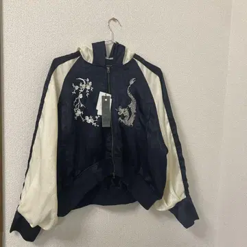 JEANASIS 네이비 화이트 스카잔 F