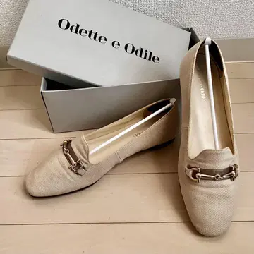 Odette e Odile 베이지 로퍼 23.5cm