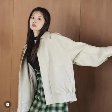 릴리 브라운 가죽 자켓