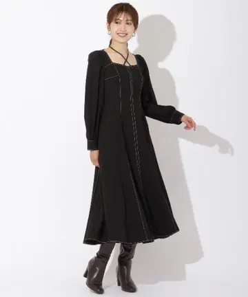 앙데팡당 AndCouture 크로스넥 배색 스티치 원피스 블랙