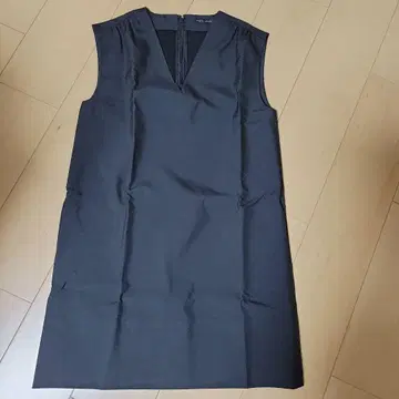 YOKO CHAN 블랙 슬리브리스 원피스