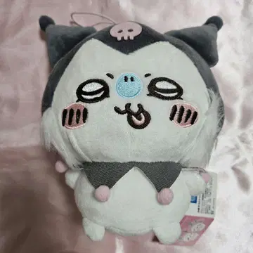 치이카와 x 산리오 캐릭터즈 인형 모몽가 쿠로미