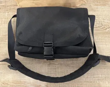 Hender Scheme messenger bag small