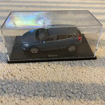 VOLVO V40 미니카