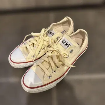 컨버스 ALL STAR 크림색 스니커즈