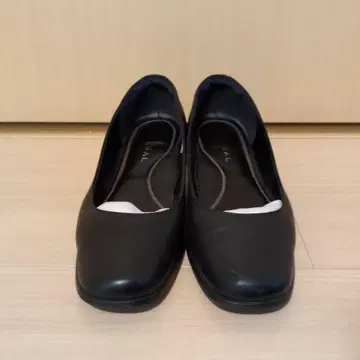 REGAL 블랙 가죽 펌프스 23cm 힐 3cm