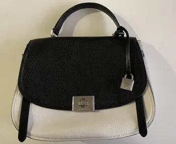 MICHAEL KORS 가죽 숄더백 네이비, 화이트, 베이지 3가지 색상