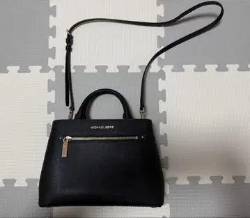 MICHAEL KORS 블랙 숄더백
