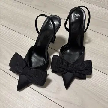 ZARA 리본 하이힐 36