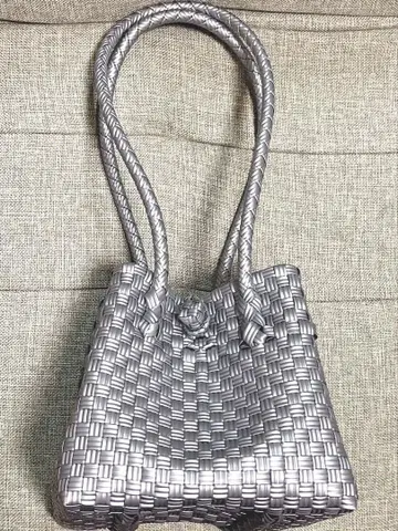 MEKEARISA 메리사 Gummy Bag CUBE