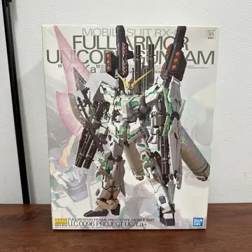 조립 중 MG 1/100 풀아머 유니콘 건담 Ver.Ka